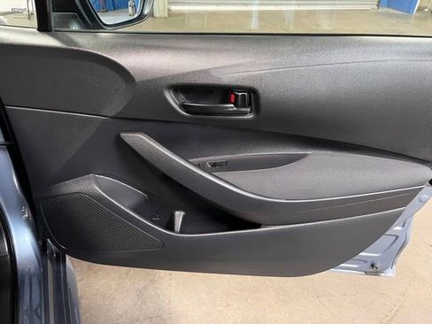 Used 2023 Toyota Corolla LE FWD image 11