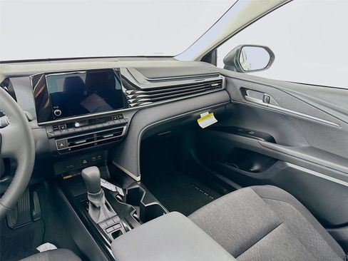 New 2026 Toyota Camry LE FWD image 37