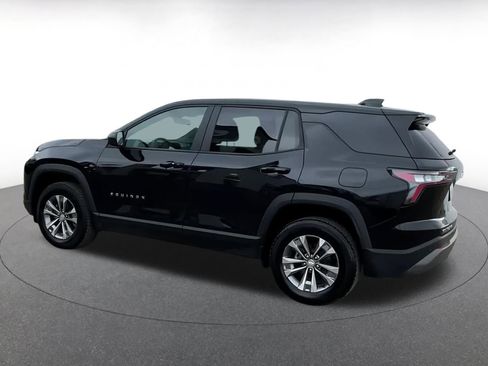 Used 2025 Chevrolet Equinox LT image 11