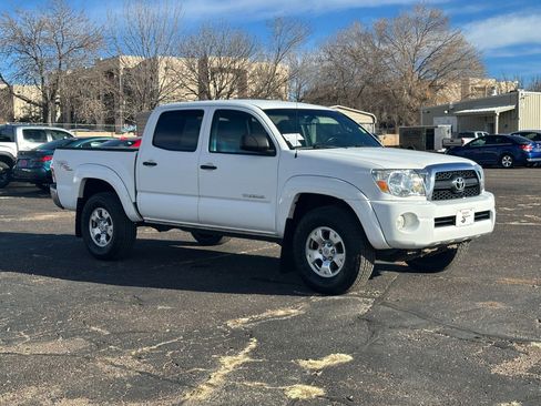 Used 2011 Toyota Tacoma 4x4 Double Cab image 6