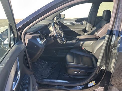 Certified 2023 Cadillac XT5 Luxury image 7
