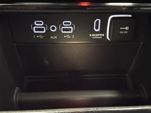 Used 2022 Jeep Grand Cherokee Limited 4xe w/ MOPAR Finishing Package AWD/4WD image 28