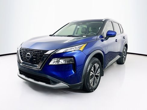Used 2023 Nissan Rogue SV w/ SV Premium B Package FWD image 3