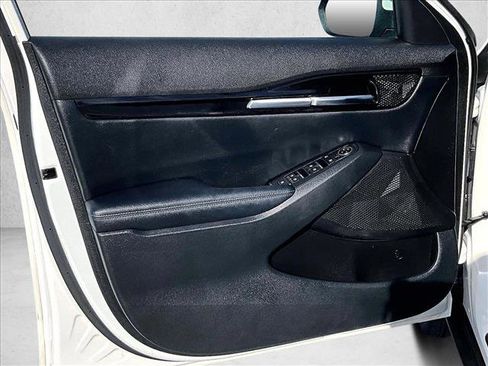 Used 2021 Kia Seltos S image 18