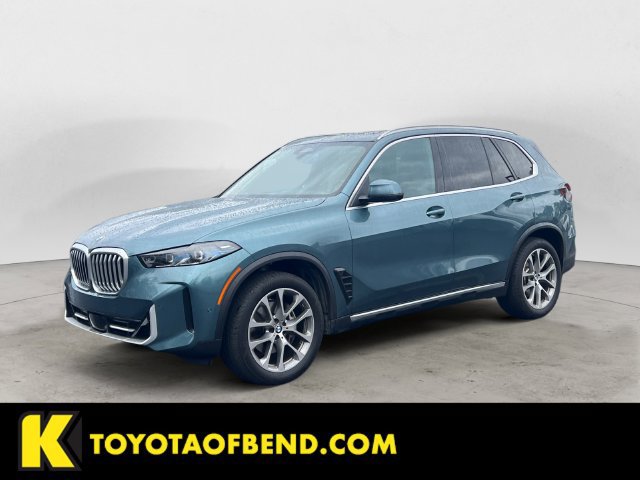 Used 2025 BMW X5 xDrive40i w/ Premium Package AWD/4WD image 1