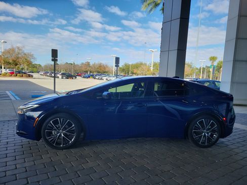 Certified 2024 Toyota Prius Limited image 3