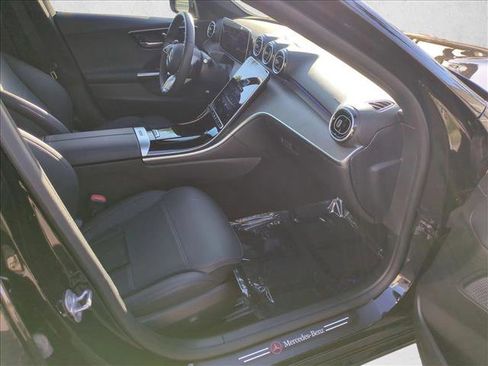 Used 2025 Mercedes-Benz C 300 Sedan image 21