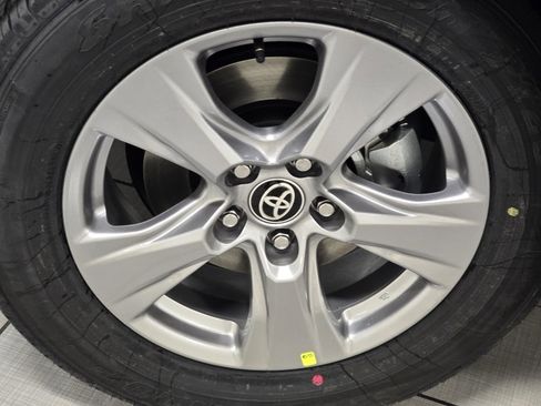 New 2025 Toyota RAV4 XLE image 11