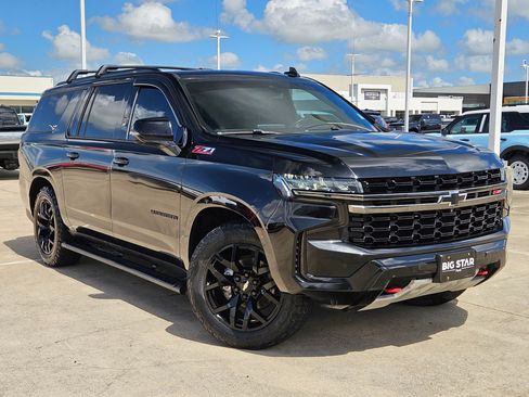 Used 2022 Chevrolet Suburban Z71 w/ Z71 Off-Road Package AWD/4WD image 10