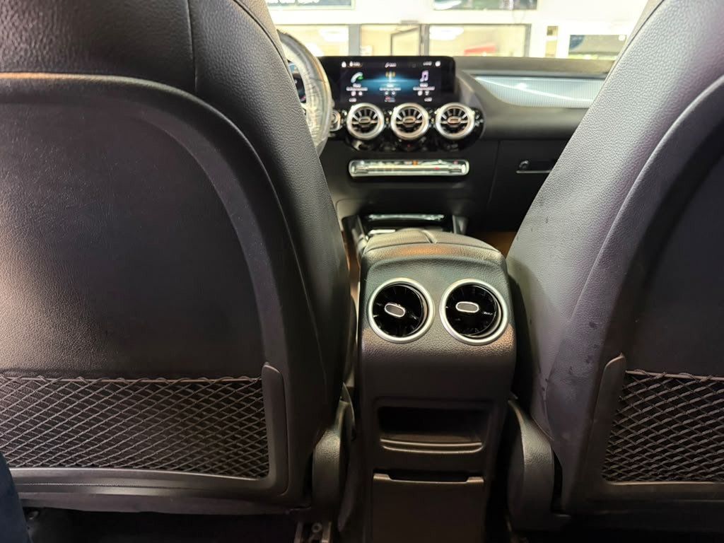 Used 2023 Mercedes-Benz GLA 250 4MATIC w/ Premium Package image 20