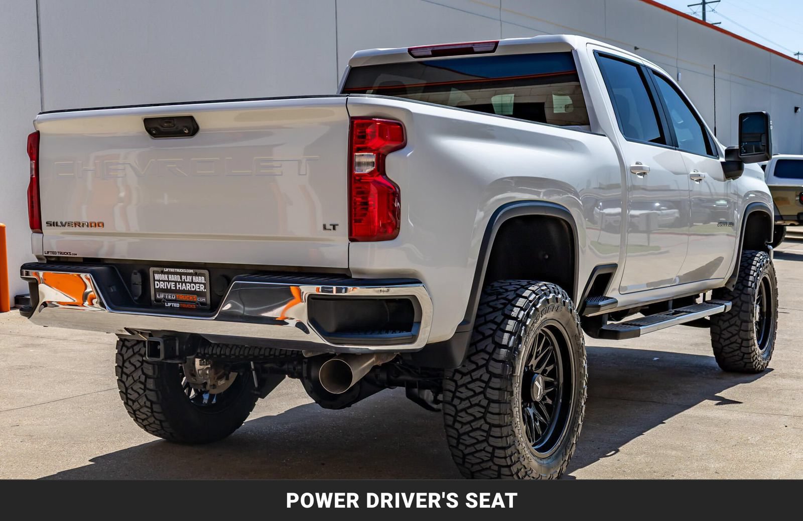 Used 2025 Chevrolet Silverado 2500 LT AWD/4WD image 10