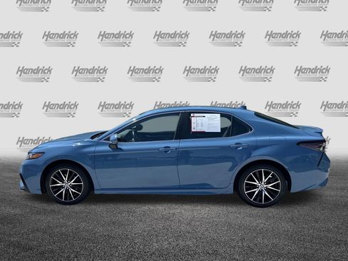 Used 2024 Toyota Camry SE FWD image 7