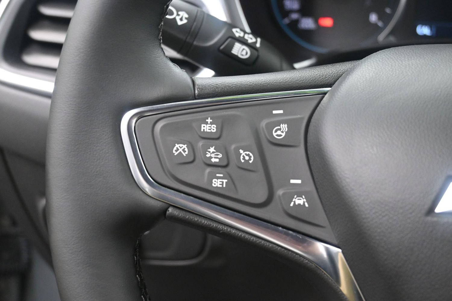 Used 2024 Chevrolet Equinox LT AWD/4WD image 22
