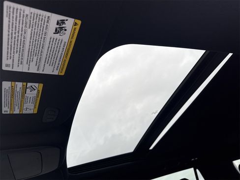 Used 2025 Ford Expedition Platinum w/ Stealth Appearance Package image 31