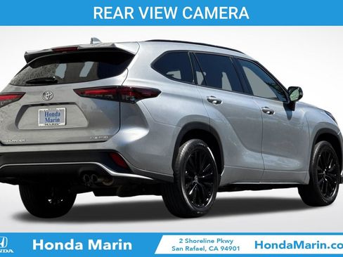 Used 2025 Toyota Highlander XSE AWD/4WD image 5
