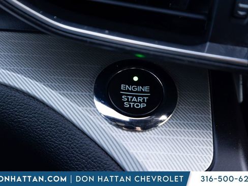 Used 2020 Ford Explorer XLT w/ Equipment Group 202A RWD image 9