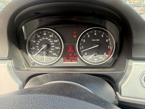 Used 2011 BMW 328i Coupe RWD image 12