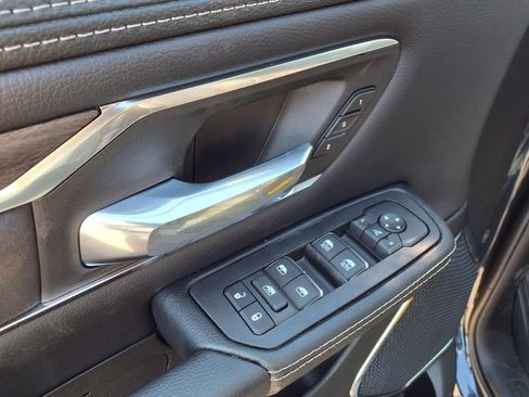 New 2026 RAM 1500 Laramie AWD/4WD image 18