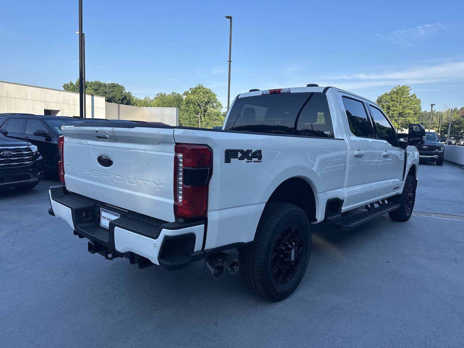 New 2026 Ford F250 Lariat w/ Black Appearance Package AWD/4WD image 7