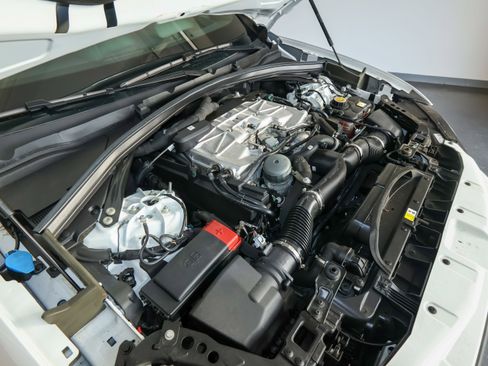 Used 2021 Jaguar F-PACE SVR image 61