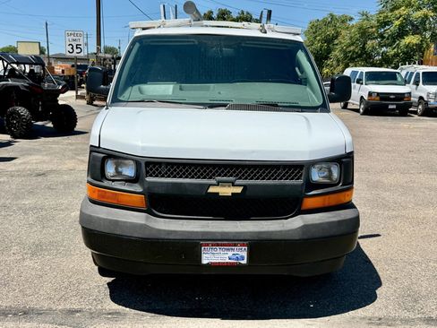 Used 2017 Chevrolet Express 2500 image 8