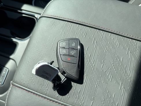 New 2026 GMC Sierra 1500 AT4X w/ LPO, Black Badging Package AWD/4WD image 64