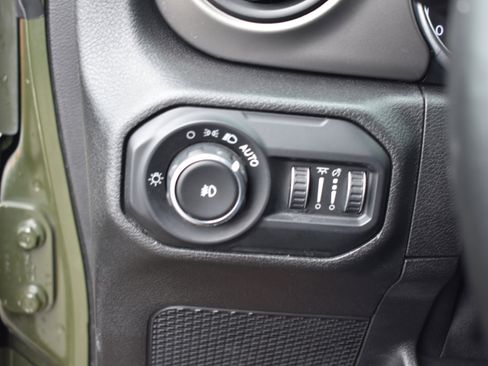 Used 2021 Jeep Wrangler Unlimited Sport w/ Sun And Sound Package image 16