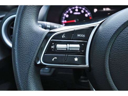 Used 2024 Kia Forte LXS w/ LXS Technology Package FWD image 17
