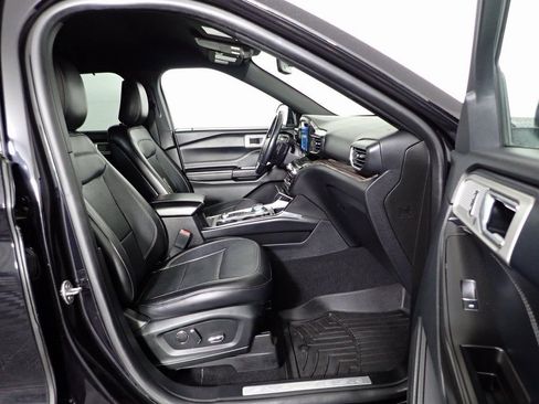 Used 2020 Ford Explorer Limited image 37