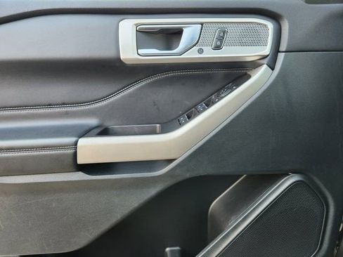 Used 2024 Ford Explorer Limited RWD image 20