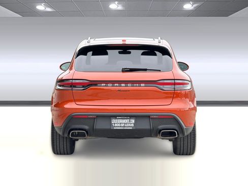 Used 2024 Porsche Macan AWD/4WD image 9