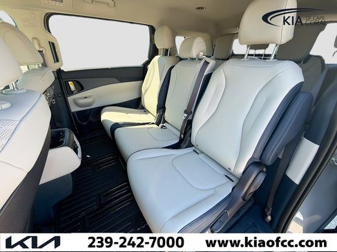 New 2026 Kia Carnival EX image 23