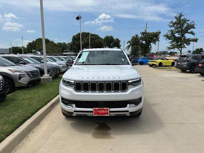 Used 2024 Jeep Wagoneer Series II w/ Flexible Seating Group