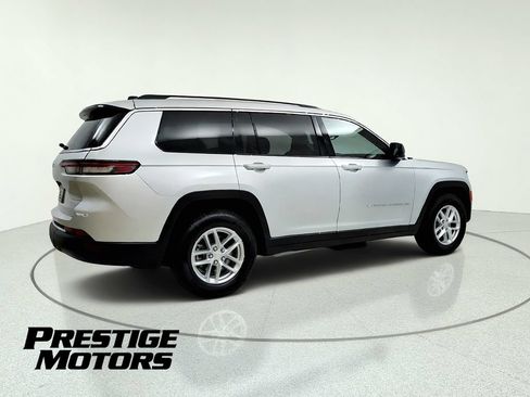 Used 2023 Jeep Grand Cherokee L Laredo w/ Luxury Tech Group I AWD/4WD image 8