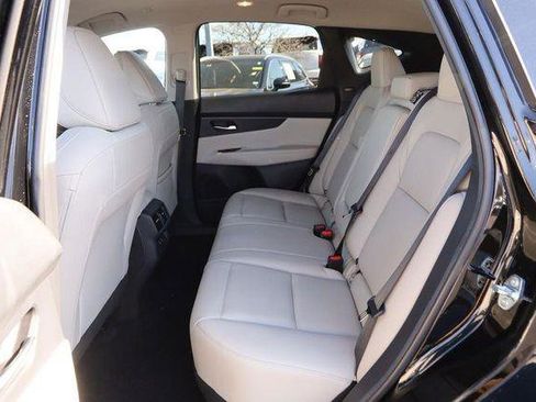 Used 2025 Nissan Murano SV image 10