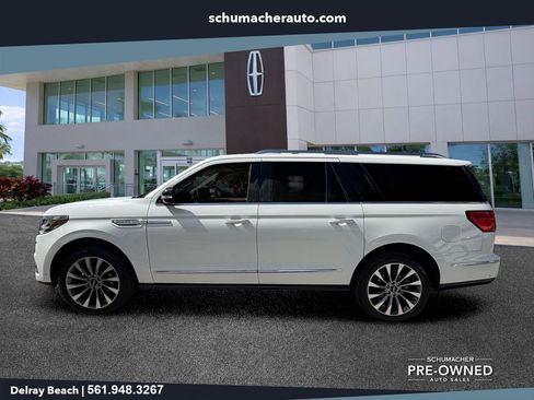 Used 2020 Lincoln Navigator L Reserve w/ Cargo Convenience Package AWD/4WD image 4
