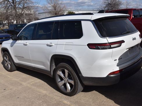 Used 2022 Jeep Grand Cherokee L Limited image 7