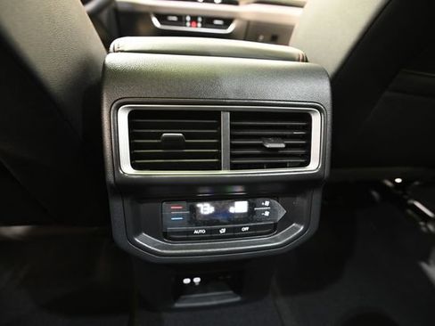 New 2026 Volkswagen Atlas Peak Edition AWD/4WD image 32