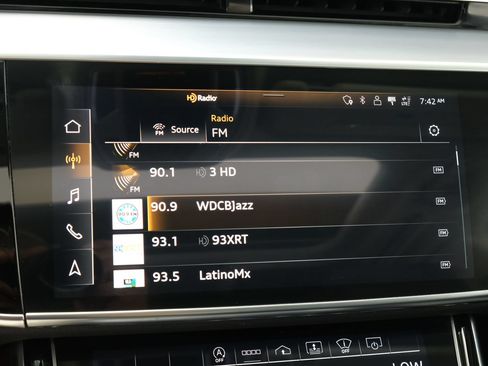 Used 2021 Audi A8 L 4.0T w/ Luxury Package AWD/4WD image 18