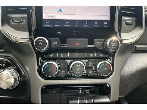 Used 2024 RAM 1500 Laramie image 29