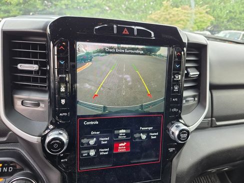 Used 2020 RAM 1500 Big Horn AWD/4WD image 19