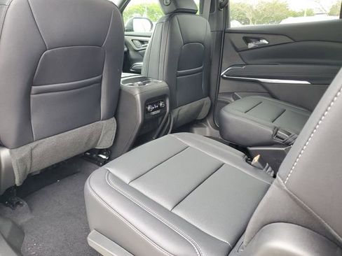 New 2026 Chevrolet Traverse LT FWD image 8