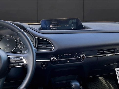 Used 2025 MAZDA CX-30 AWD 2.5 S w/ Preferred Package image 4