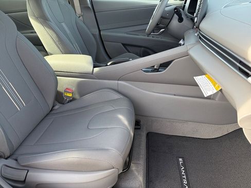 Used 2026 Hyundai Elantra Sport image 10