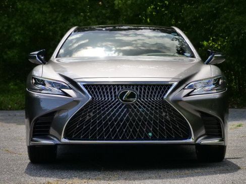 Used 2019 Lexus LS 500 w/ Luxury Package RWD image 5