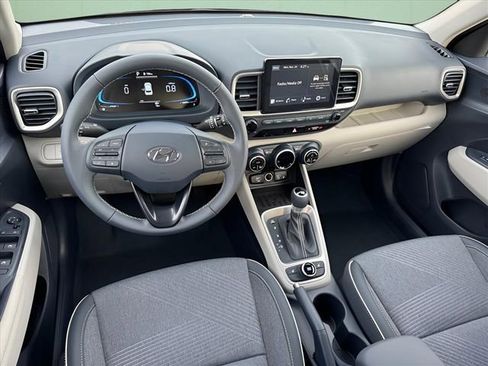 New 2026 Hyundai Venue SEL image 8