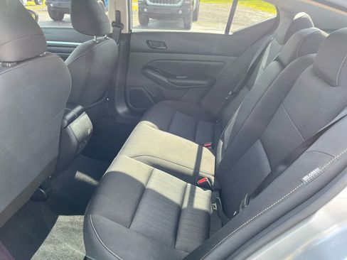Used 2023 Nissan Altima 2.5 SV w/ SV Premium Package FWD image 24