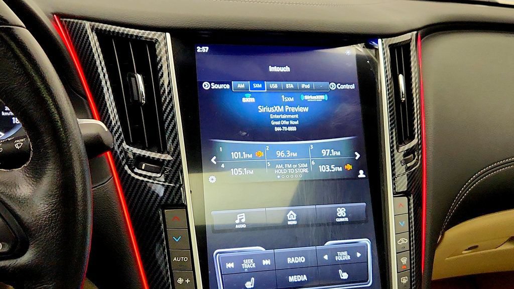 Used 2019 INFINITI Q50 Luxe w/ Essential Package (3.0T Luxe) AWD/4WD image 19