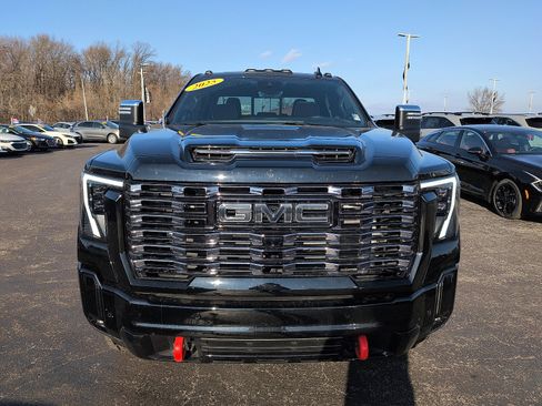 Used 2025 GMC Sierra 2500 Denali Ultimate image 3