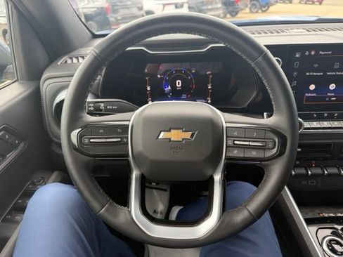 Used 2023 Chevrolet Colorado LT w/ LT Convenience Package III AWD/4WD image 19